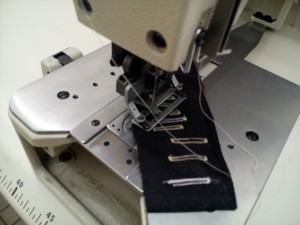 BROTHER occasion Boutonnière lingère